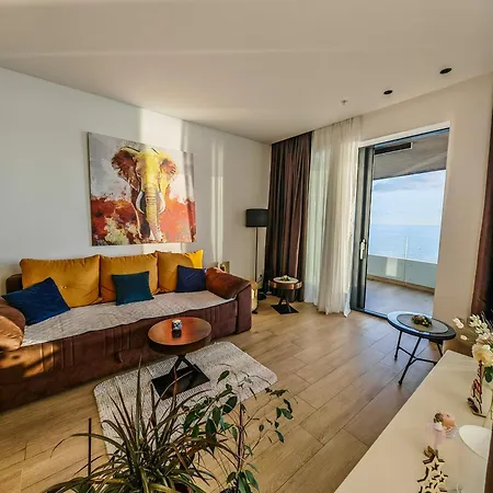 Beachfront Luxury *